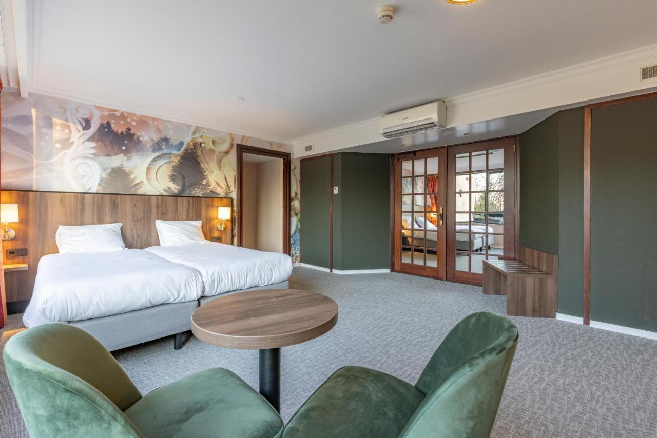 Fletcher Familiehotel De Hunzebergen Exloo Exteriör bild