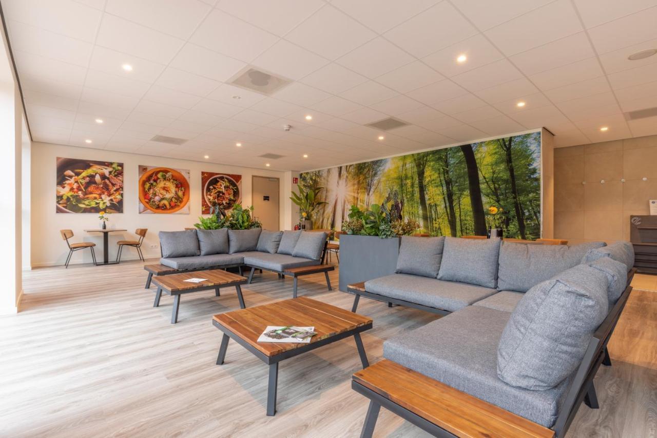 Fletcher Familiehotel De Hunzebergen Exloo Exteriör bild