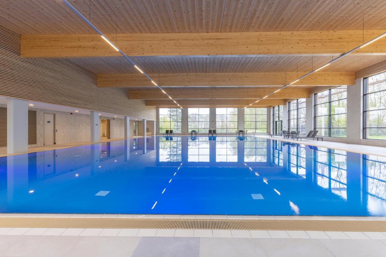 Fletcher Familiehotel De Hunzebergen Exloo Exteriör bild